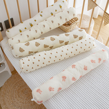 Cilindrikus babapárna nyugtató hatással – oldalt fekvést és fordulást támogató, anti-startle funkcióval, rajzfilm stílusú, 1–3 éves csecsemők számára