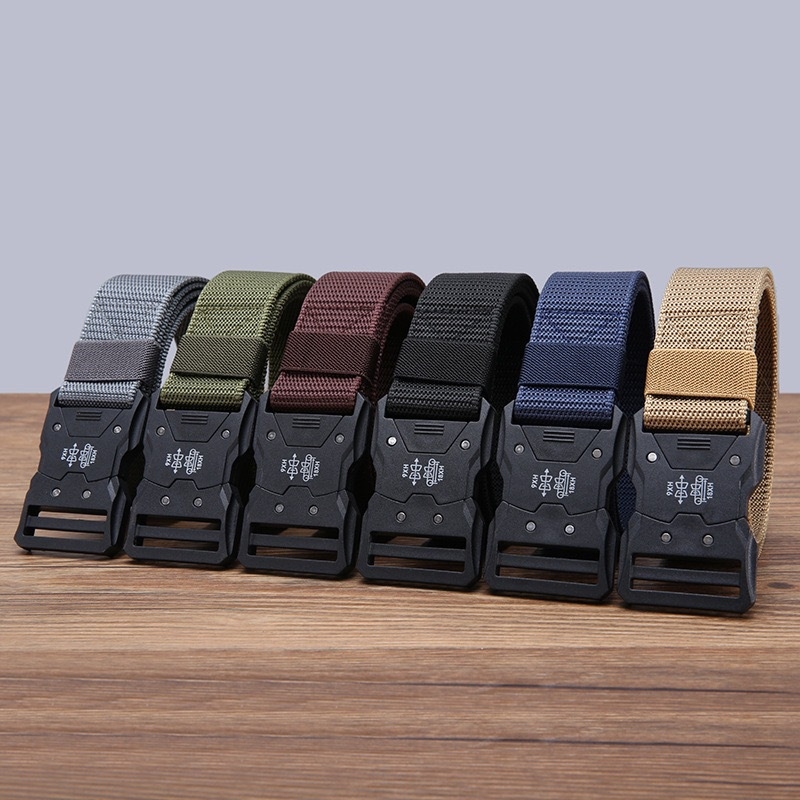 Uniszex taktikai öv műanyag csattal, műanyag öv, csattal záródó, szélesség 2–4 cm, textilfeldolgozás, elektroplakálás és festés