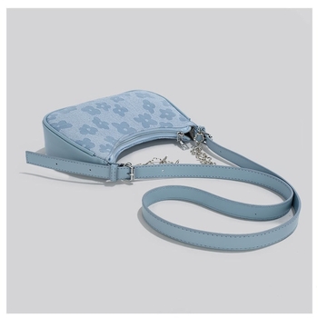 Geantă crossbody din canvas, siluetă baguette, formă dumpling, închidere cu fermoar, buzunar intern pentru telefon, bretele duble