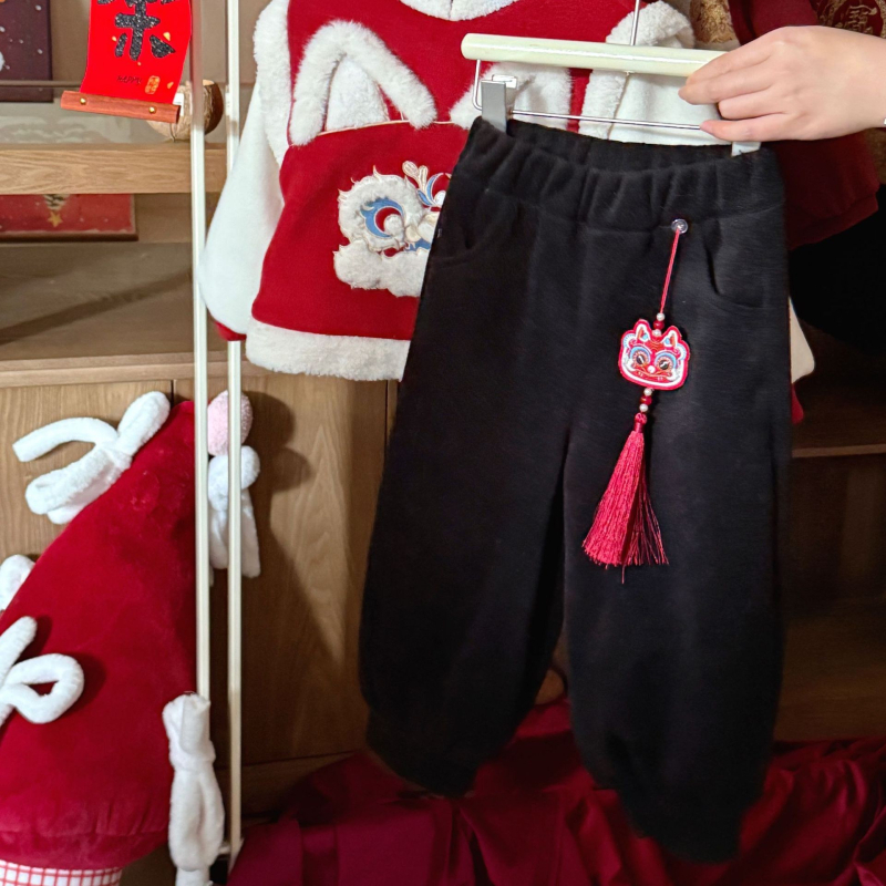 Uniszex gyerek fleece pulóver – 50% pamut, hosszú ujjú, kapucni nélkül, téli 2025