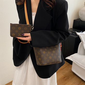 Ženska PU torba tipa kanta, magnetsko zatvaranje, poliester podstava, unutarnja džep za telefon, svakodnevna upotreba