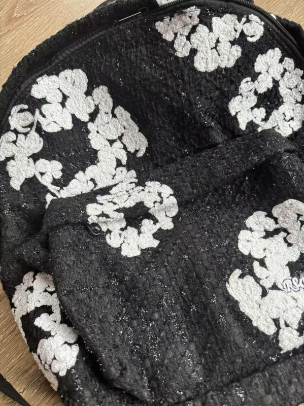 Ruksak s vezenjem Ten Thousand Needle, Denim Tears zajednička kolekcija, cvjetni uzorak, pretinac za 10-inčni prijenosnik, kapacitet ispod 20 L