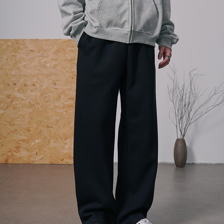 Ravne sportske hlače s Cupro vlaknom, srednji struk, debeli materijal, proljeće 2024