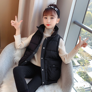 Dječja kviltana vesta bez rukava za zimsko vanjsko nošenje, jesen 2025 — glavna tkanina: 90% poliester; punilo: poliester; podstava: poliester; zatvaranje: zatvarač