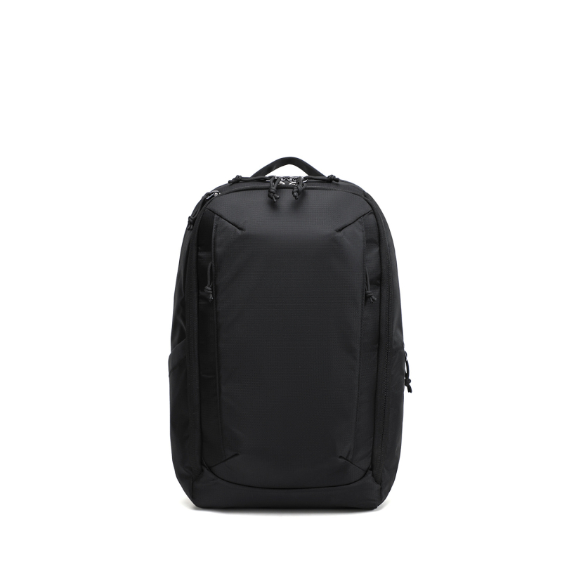 Unisex poslovni ruksak od najlona, vodootporan, kapaciteta 20–35L, urbani minimalistički stil, naramenice s zračnim jastučićem
