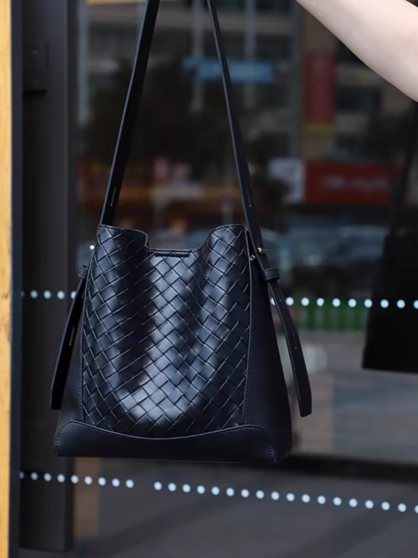 Ženska bucket torba, stil: zrela žena, materijal: PU, podstava: PU, tvrdoća: meka, izdanje: ljeto 2024