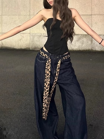 Pojas s leopardim uzorkom, kopča od nehrđajućeg čelika, kopčanje šnurskim zatvaranjem, tanka širina (<2 cm), Materijal: Drugo, Proljeće/Ljeto 2025