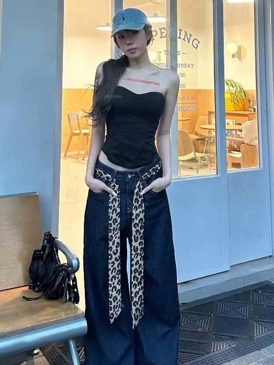 Pojas s leopardim uzorkom, kopča od nehrđajućeg čelika, kopčanje šnurskim zatvaranjem, tanka širina (<2 cm), Materijal: Drugo, Proljeće/Ljeto 2025