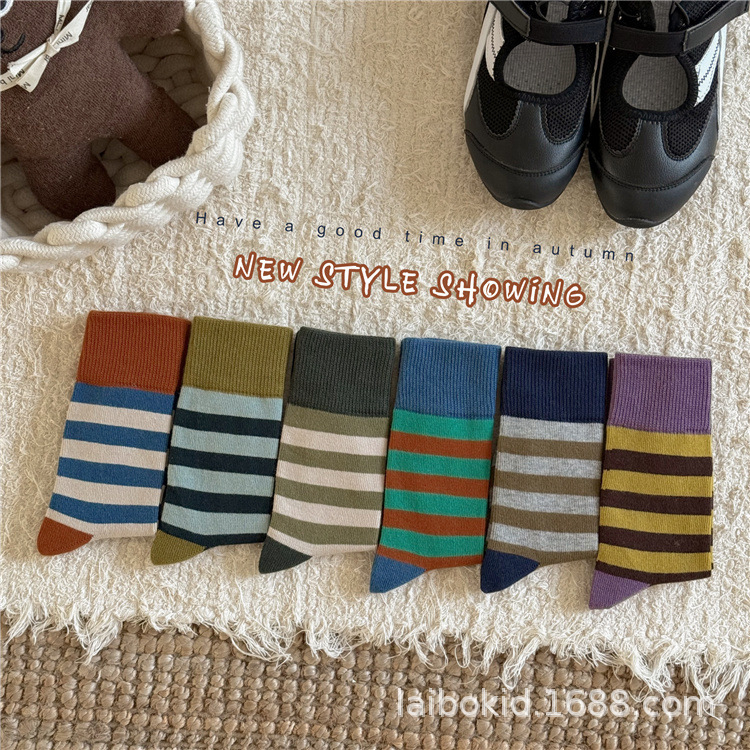 Gyermekeknek szóló színblokkolt pamut zokni, koreai stílusú csíkos, középmagas, uniszex, 80.2% pamut, őszi 2025