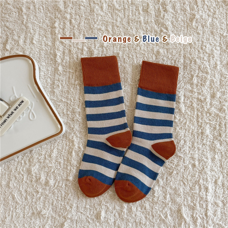 Gyermekeknek szóló színblokkolt pamut zokni, koreai stílusú csíkos, középmagas, uniszex, 80.2% pamut, őszi 2025