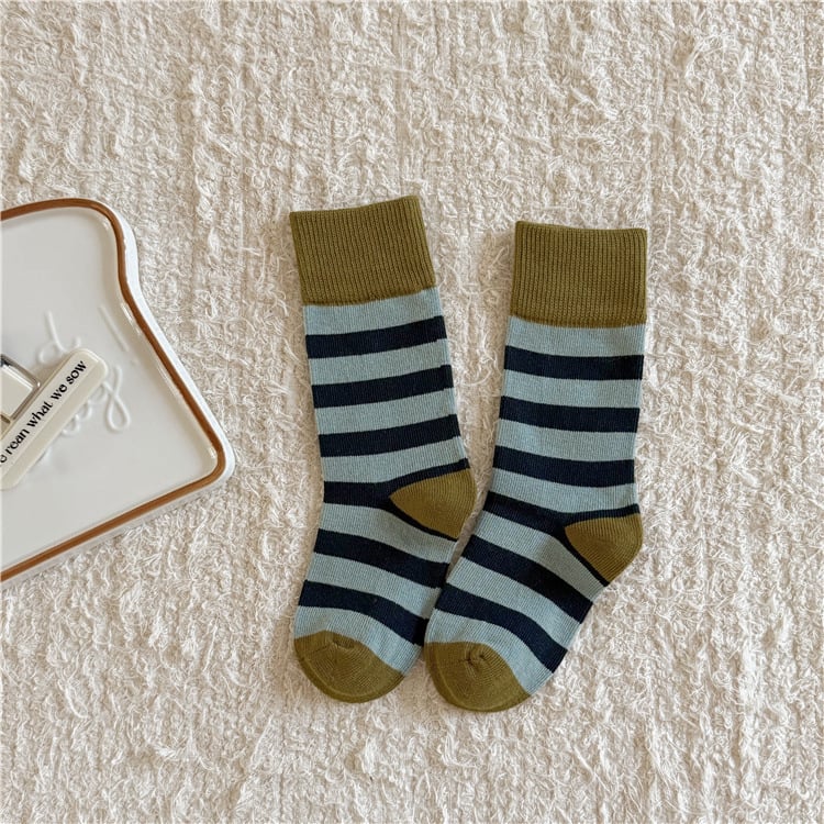 Gyermekeknek szóló színblokkolt pamut zokni, koreai stílusú csíkos, középmagas, uniszex, 80.2% pamut, őszi 2025