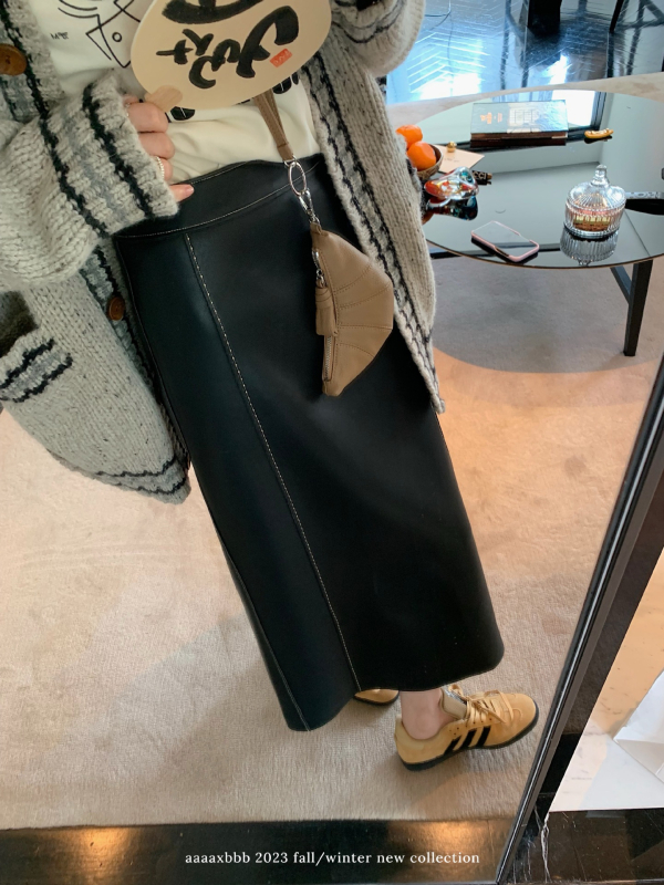 Ravna midi suknja, duga, korejski casual stil, jesen 2025.