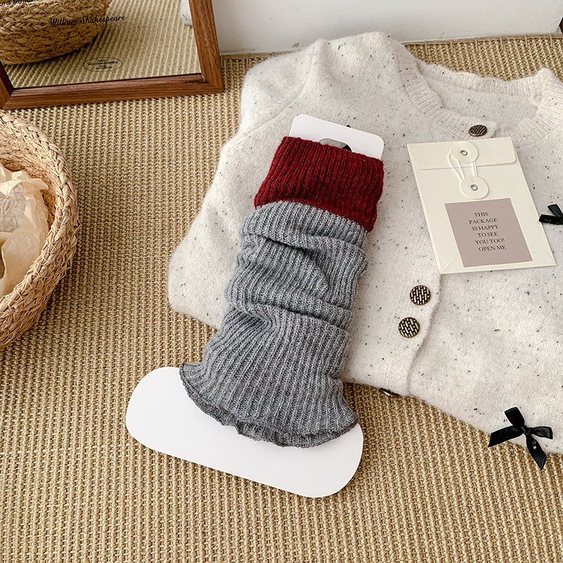 Misscucudog Dječje pletene leg warmers, debeli vuneni, jacquard, color-block uz dvije boje, srednji dio cijevi, za sve sezone