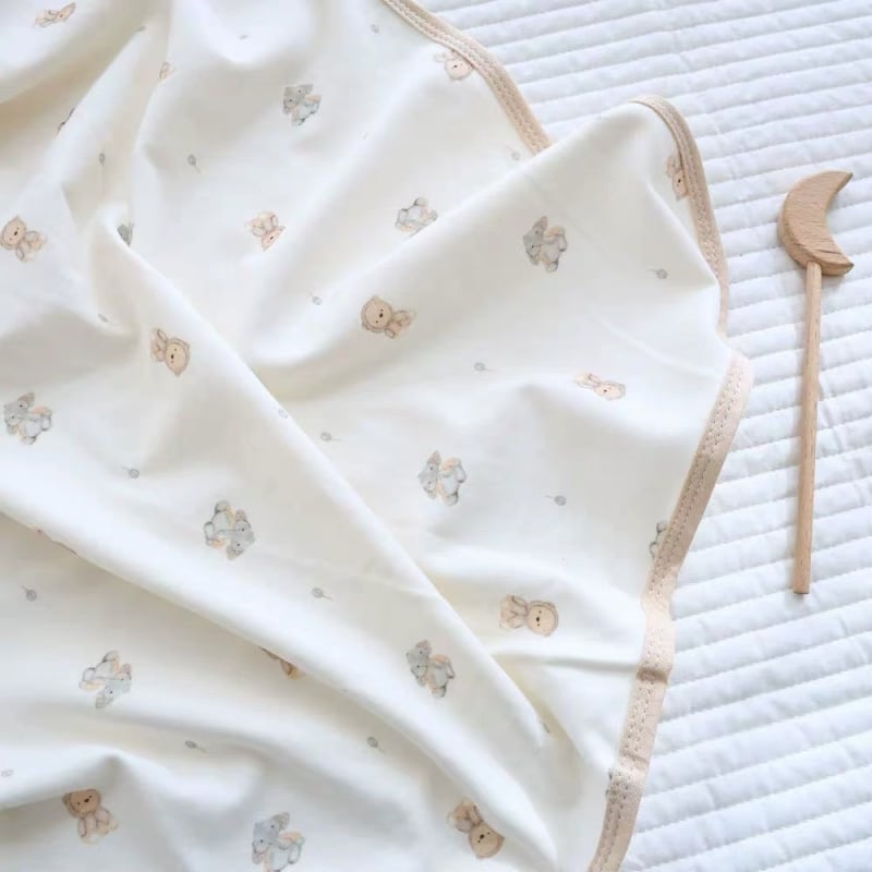 Pamukana zavojnica za novorođenčad, četiri sezone, s karikaturnim uzorkom, težina 170–200 g