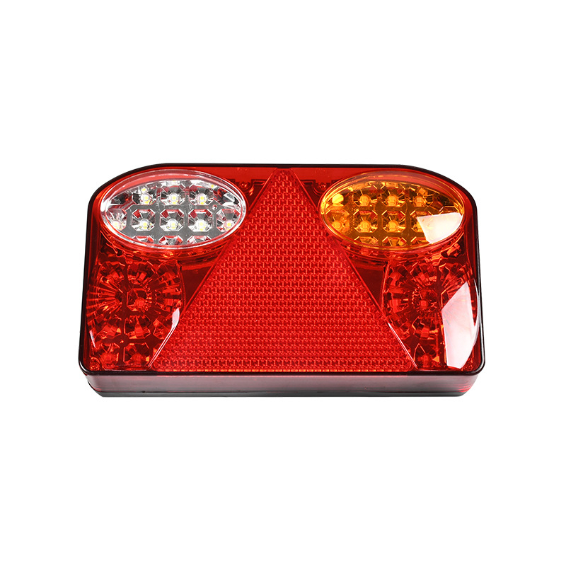 LED stražnja svjetla za kamione i prikolice, 12/24V, model trokuto-četvrtasta svjetla, 4000 lm, 3000K