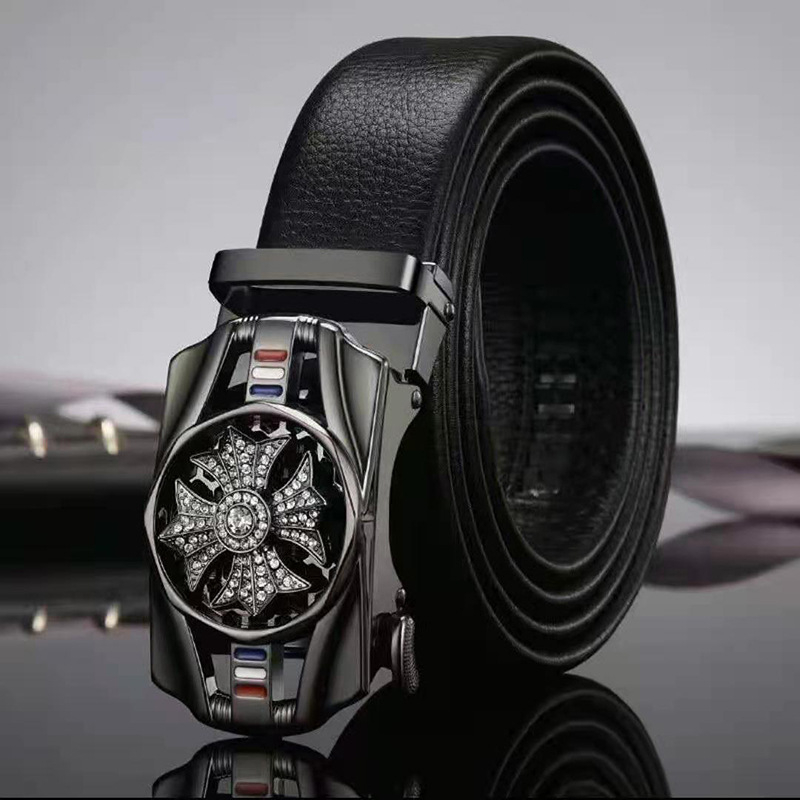 Férfi PU bőrből készült öv automata vas csattal, 2–4 cm szélesség, sokoldalú stílus üzleti és mindennapi viselethez