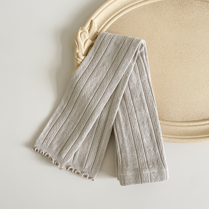 Lányoknak szóló harisnya - Jacquard kötés, combed cotton, 82% pamut, lélegző, 3–8 éves korosztály