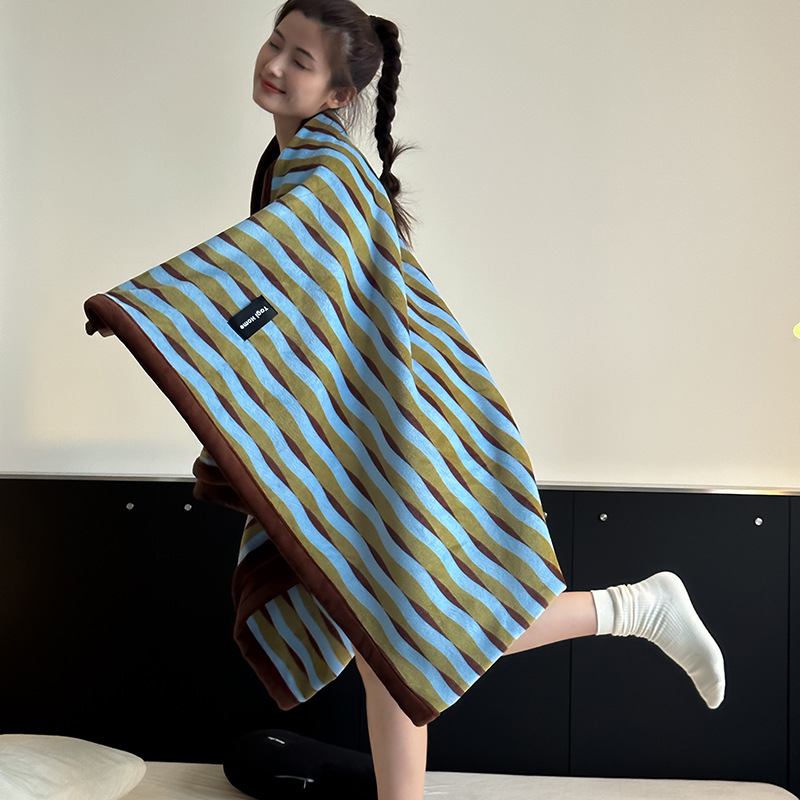 Duga flanel deka, zimska težina, poliester vlakno, moderni minimalistički stil