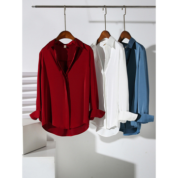 Košulja od acetatne tkanine, glavna tkanina: poliester, jednobojni uzorak, ovratnik polo, zatvaranje: red s više kopči