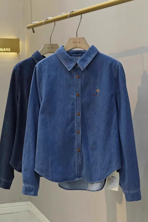 Denim košulja s izvezenim uzorkom, kardiganski stil, dugi rukav, polo ovratnik
