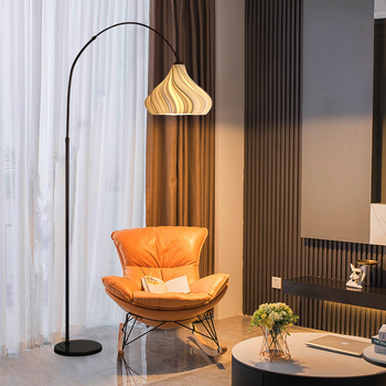 LED állólámpa Nordic designnal, állítható magasság, vas test, 5–10 m² megvilágítási terület