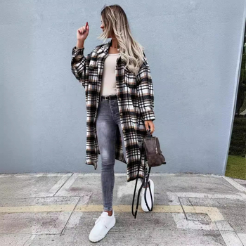 Cămașă în carouri din amestec de bumbac, cu guler polo, mâneci lungi, croială dreaptă