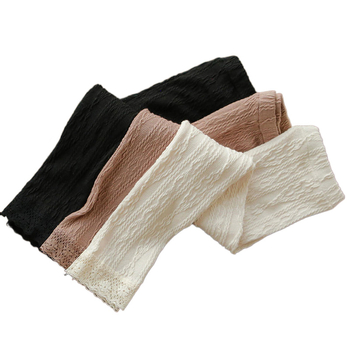 Leggings za djevojčice - Strawberry marka, 50% pamuk, srednji pojas s elastičnom gumom, trodimenzionalni cvjetni uzorak, za uzrast 3–8 godina