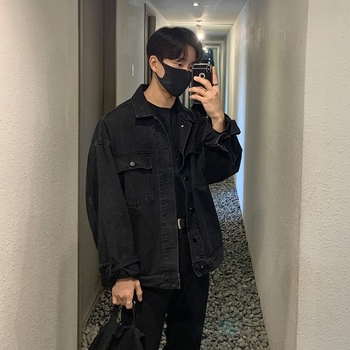 Muška denims jakna u korejskom stilu, opuštena silueta, ovratnik s reverom (lapel), jednodijelno kopčanje