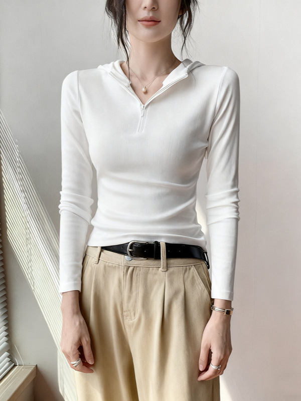 Ženska dukserica s kapuljom i zatvaračem, slim fit, viskozne vlakno, jednobojna, dugi rukavi, panelno šivanje
