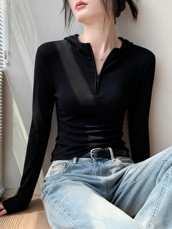 Ženska dukserica s kapuljom i zatvaračem, slim fit, viskozne vlakno, jednobojna, dugi rukavi, panelno šivanje