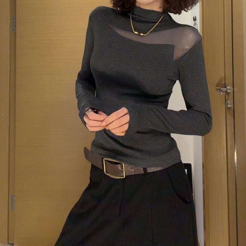 Tricou slim fit cu guler semiînalt, mâneci lungi, broderie, lungime 50–65 cm