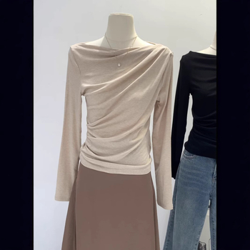 Lyocell majica s patchworkom i plisiranom, dugi rukavi, ovratnik s jednim redom, 70–80% Lyocell, ≤30% Spandex