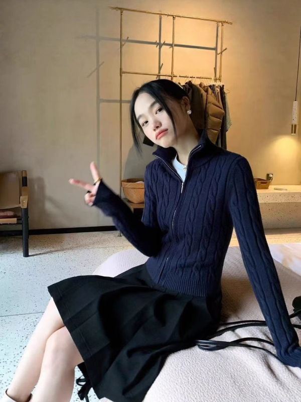 Cardigan sa zipom, twist pletenina, uska silueta, dugi rukavi, mješavina viskoze i akrila