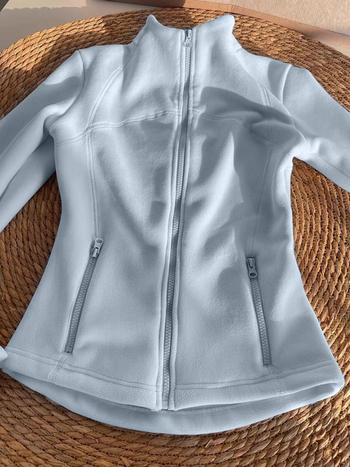 Ženska polarna jakna s unutarnjom podstavom, slim fit, zatvarač, stojeći ovratnik