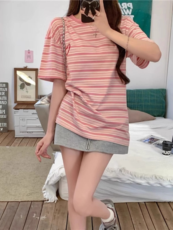 Женска тениска с къс ръкав, полиестер, на райета, кръгло деколте, свободен силует