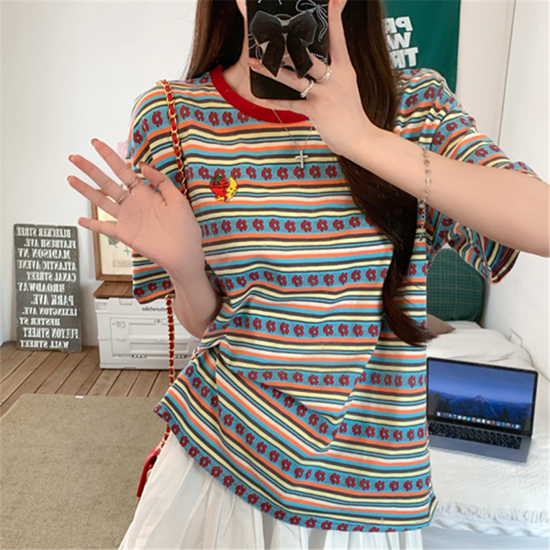 Женска тениска с къс ръкав, полиестер, на райета, кръгло деколте, свободен силует