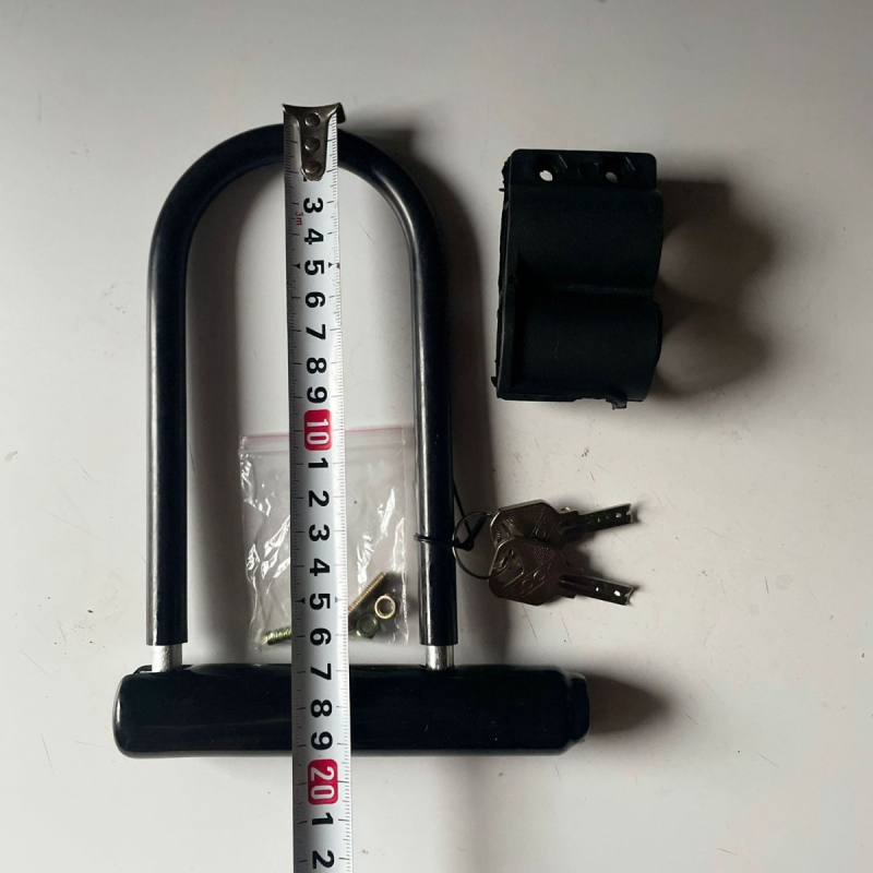 U-brava s nosačem | Metalna brava protiv krađe za brdske bicikle, električne bicikle i motocikle | težina oko 350 g | moderni minimalistički dizajn