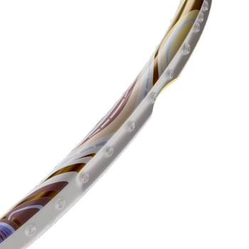 Kawasaki badminton reketa, karbonskim okvirom, težina 80–84 g, debljina drške G5, nylon žice