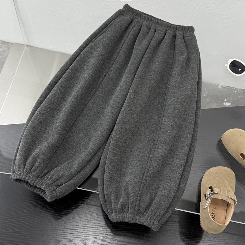 Dječje jogging hlače, korejskog stila, fleece iznutra za zimu, 46% poliester, srednji pojas s elastikom, jednobojne