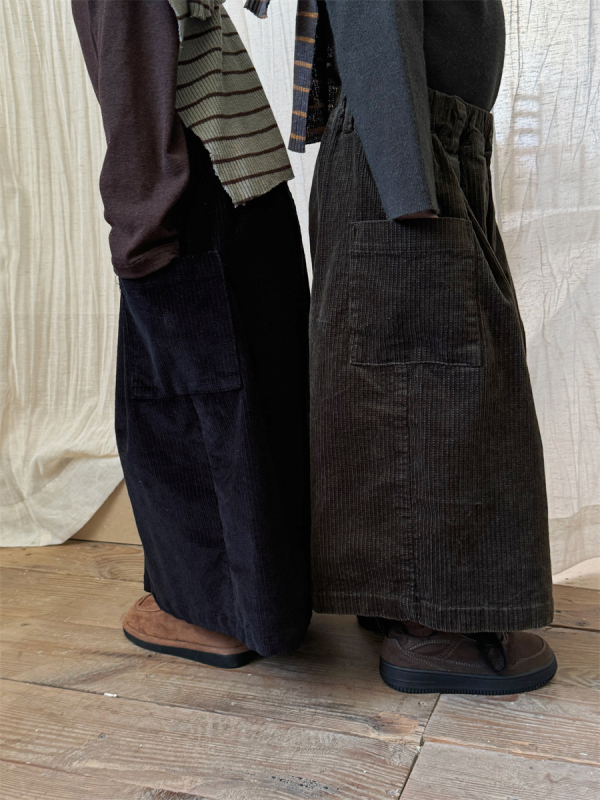 Dječje hlače Corduroy, široke, visok pas, duljina 9/10, 85% pamuk, unisex, za djecu 3–8 godina.
