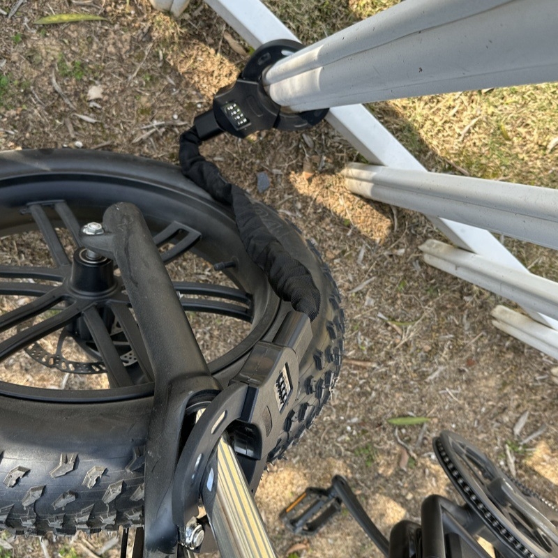 Mayate TYTA007 Katanac za bicikl – četiri znamenja kombinacije, debeli čelični kabel, čelik Q235, 1,7 kg, protiv krađe, za bicikle