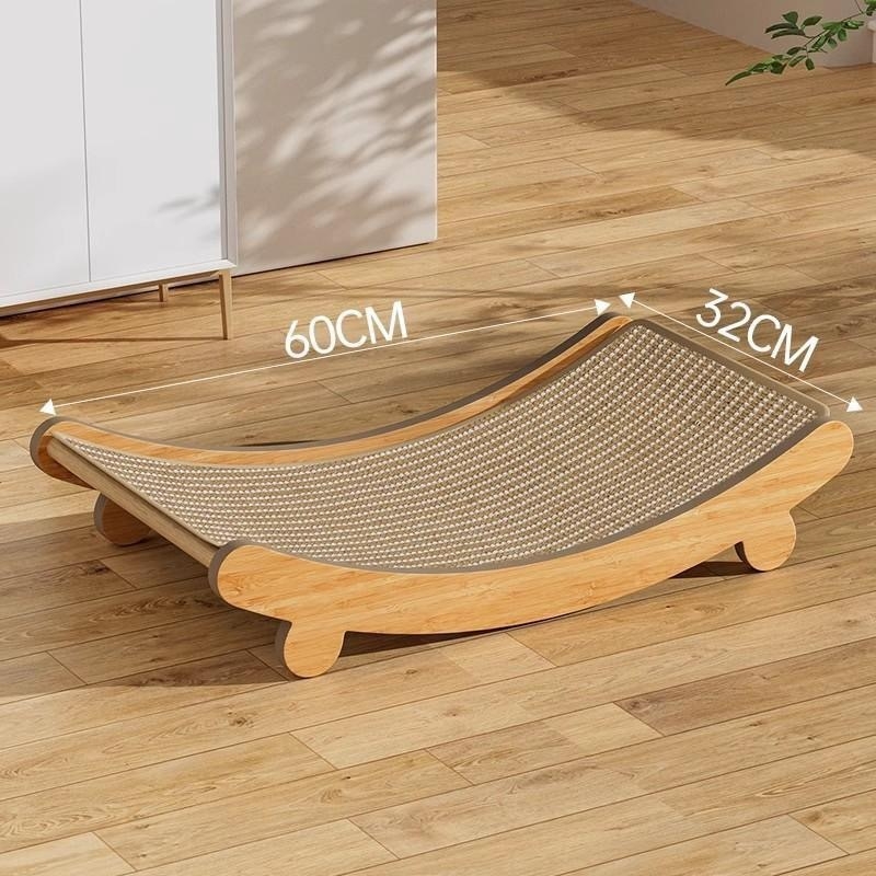 Macska karmoló deszka szisal és hullámkarton fészkelőhellyel, beépített fekvőhellyel