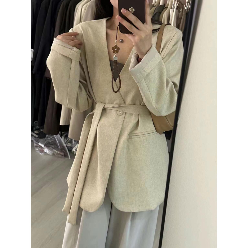 Blazer s jednim gumbom, V-izrez, ležeran kroj, standardna duljina (50–65 cm)