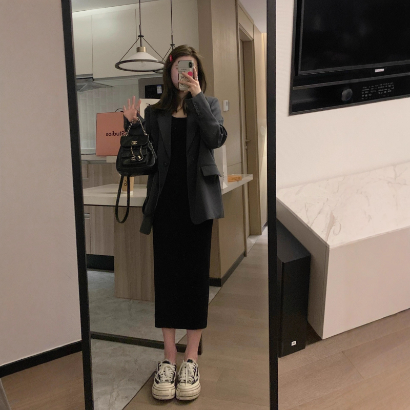 Žensko sako za kostim, slim fit, ravni rever, rukavi princeze, jednostruko kopčanje, poliesterska smjesa, jesen 2024