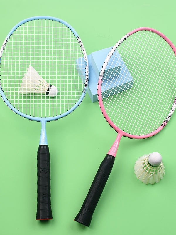 Raketa za badminton za djecu – set od 2 reketa, karbonski okvir, težina 75–79 g, direktan udar
