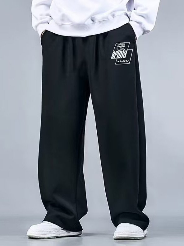 Sportske trenirke hlače, opuštenog kroja, poliester materijal, ravne nogavice, srednja visina (nine-point length, print design, four-season wear)