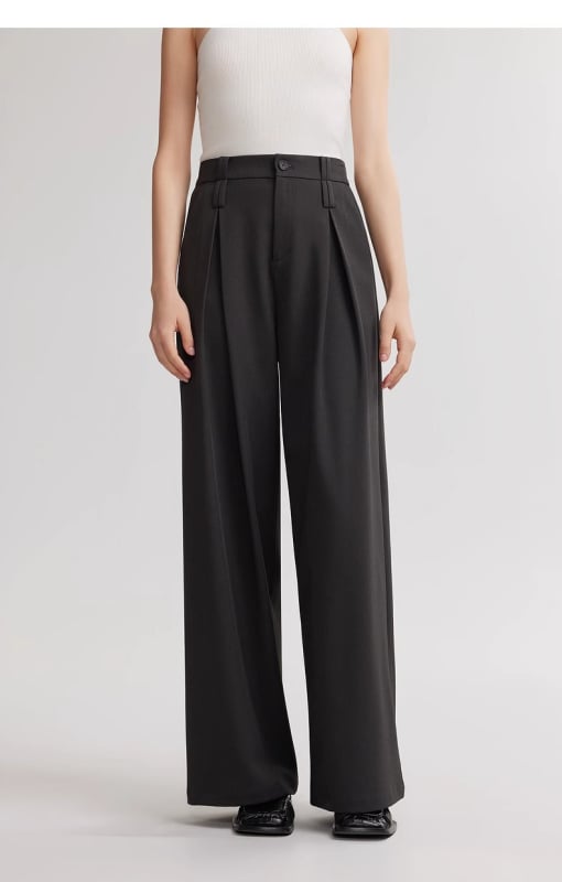 Női Slim-Fit kosztümkabát polo gallérral, egygombos záródás, poliészter anyag, tavasz 2026 kollekció