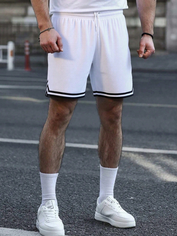 Férfi sportos rövidnadrág 100% poliészterből, laza szabású, nyárra, mindennapi viselet