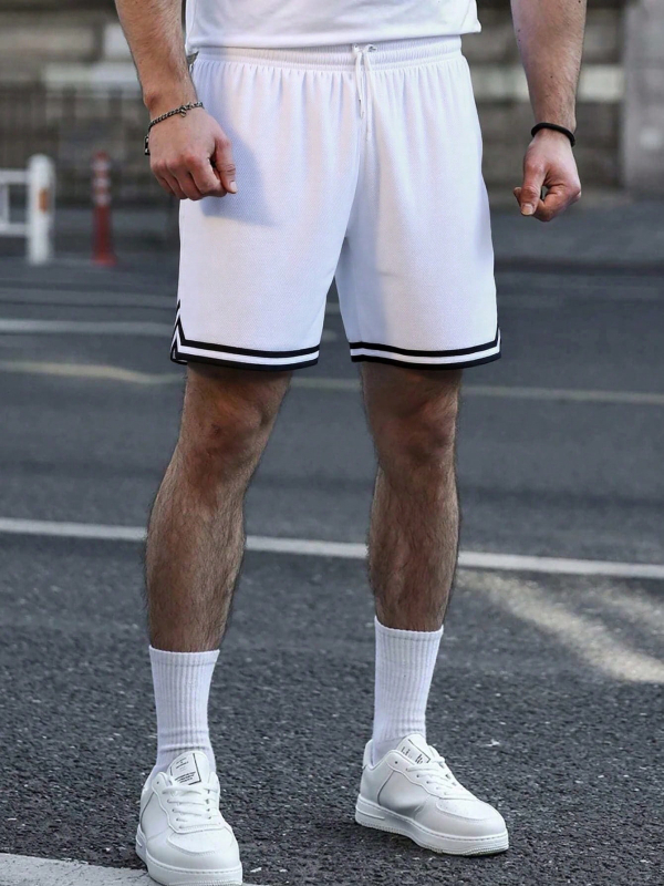 Férfi sportos rövidnadrág 100% poliészterből, laza szabású, nyárra, mindennapi viselet