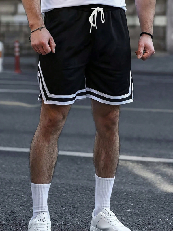 Férfi sportos rövidnadrág 100% poliészterből, laza szabású, nyárra, mindennapi viselet